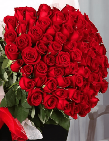 grand bouquet de fleurs rouge